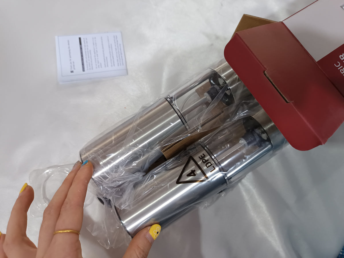 Rechargeable Electric Salt & Pepper Grinder Set - close-up detail